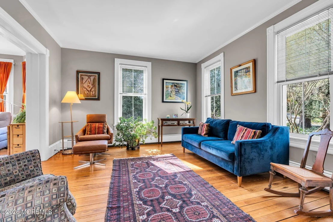 Photo of 531 Locust Point Road