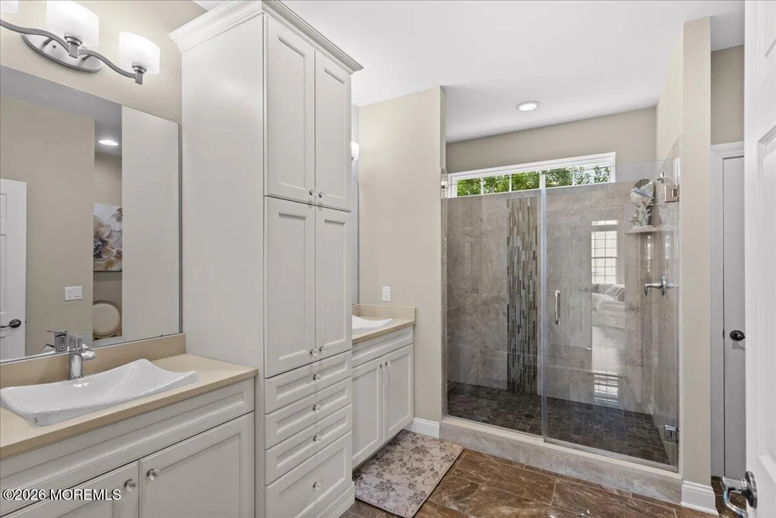 Photo of 7 Firefly Lane