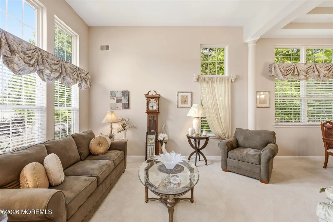Photo of 112 Mirage Boulevard