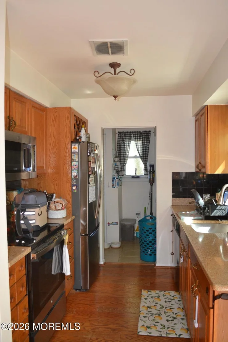 Photo of 31 Chestnut Way Circle