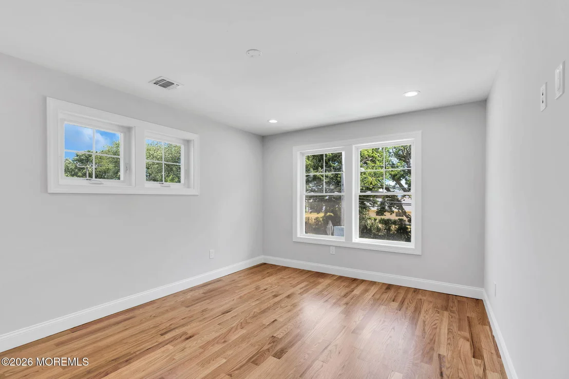 Photo of 808 Allaire Road