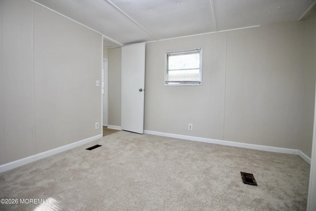 Photo of 406 Roberts Road