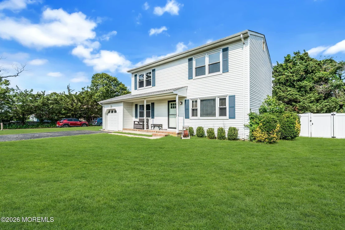 Photo of 390 Mamie Drive