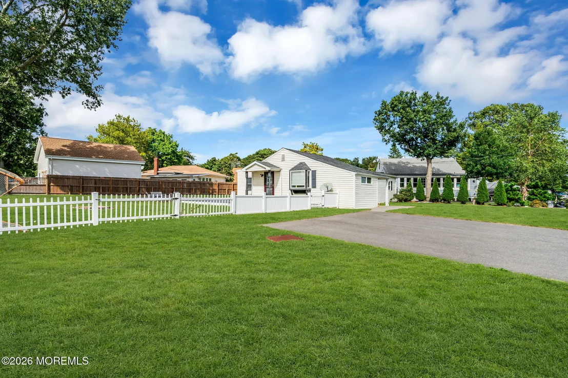 Photo of 53 Southwind Drive