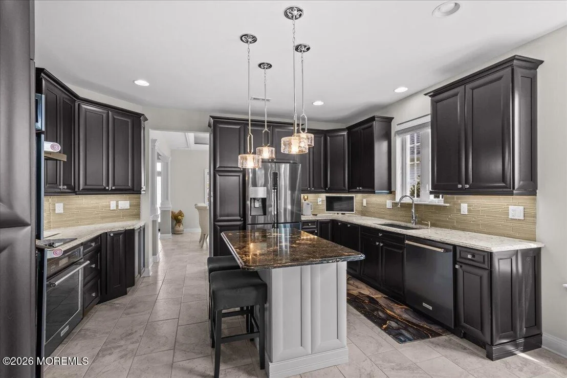 Photo of 7 Firefly Lane