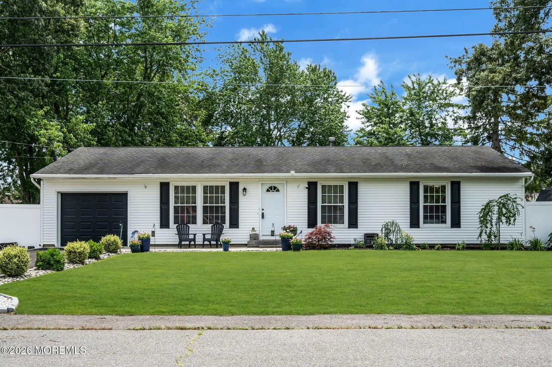 Photo of 417 Chestnut Drive