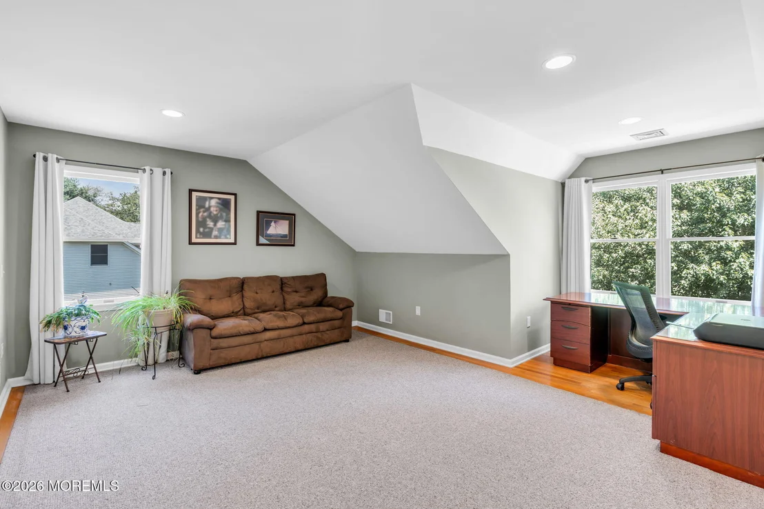 Photo of 28 Arbor Way