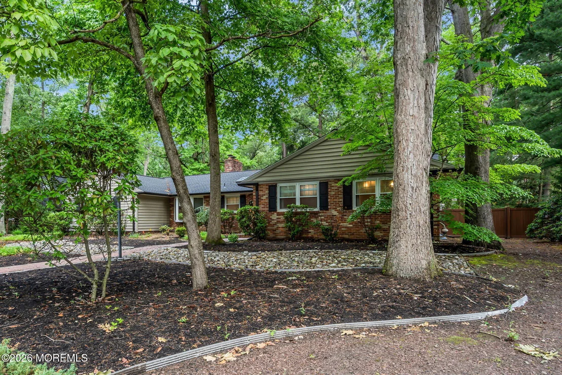 Photo of 12 Indian King Drive