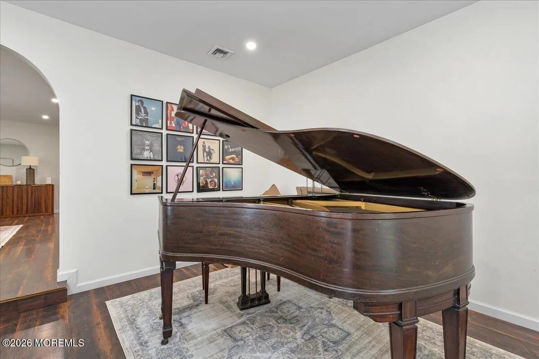 Photo of 281 Melrose Street