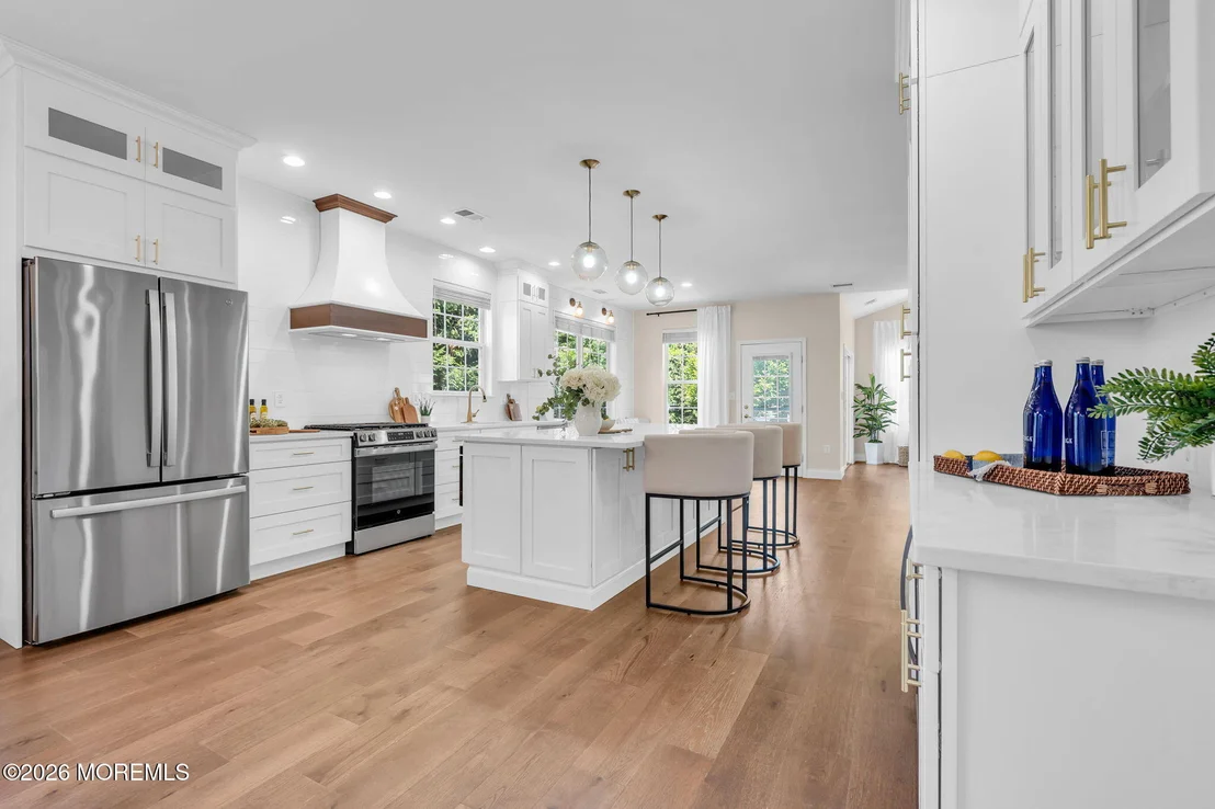 Photo of 83 Huntington Drive