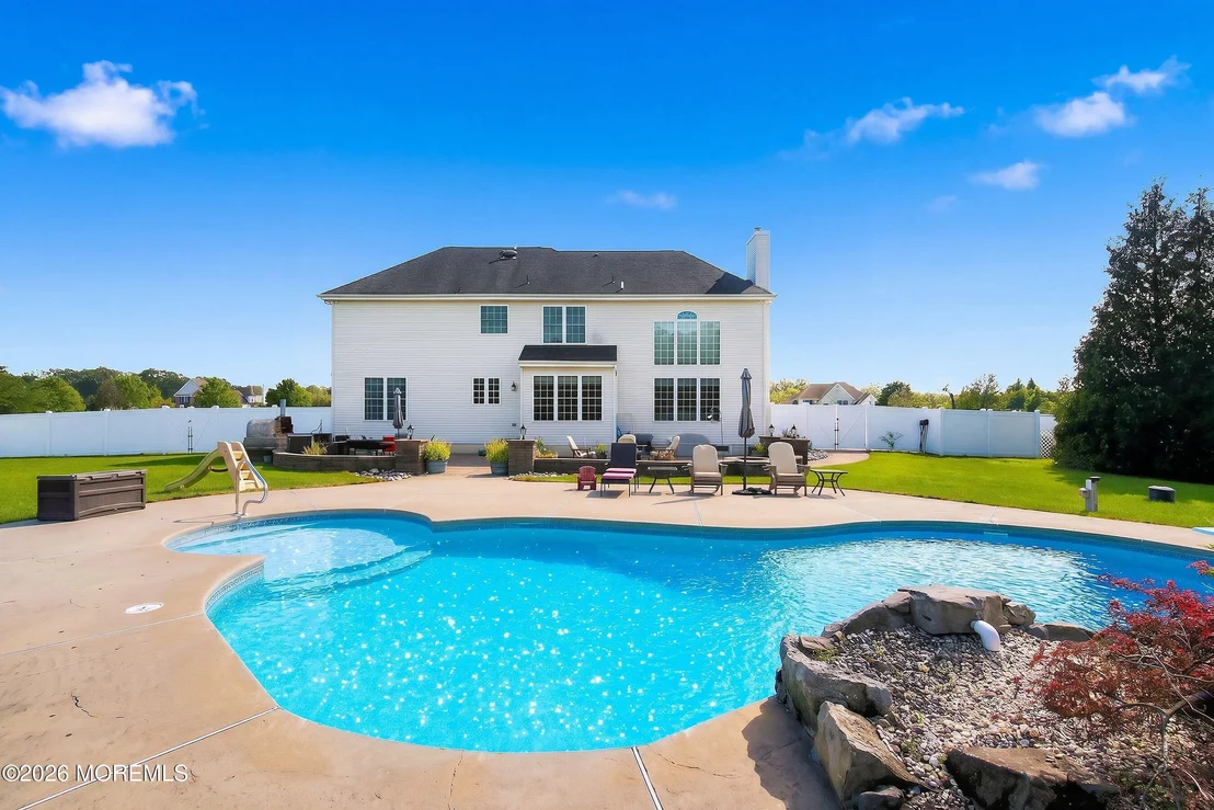 Photo of 43 Oxford Circle