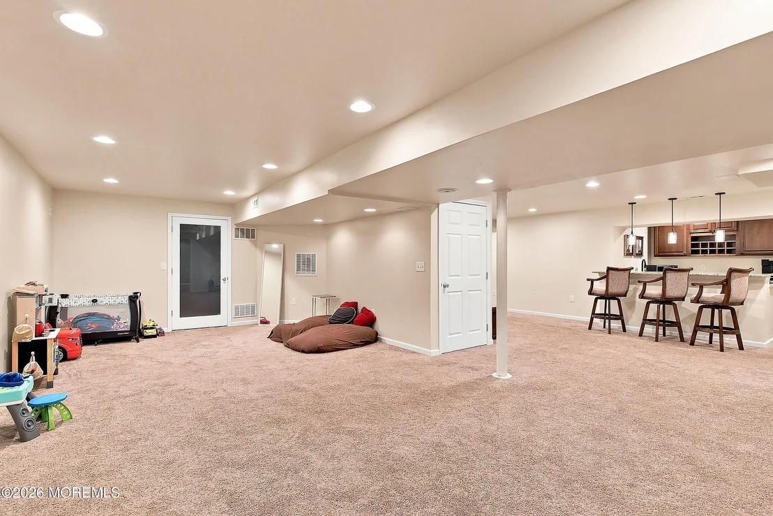 Photo of 43 Oxford Circle