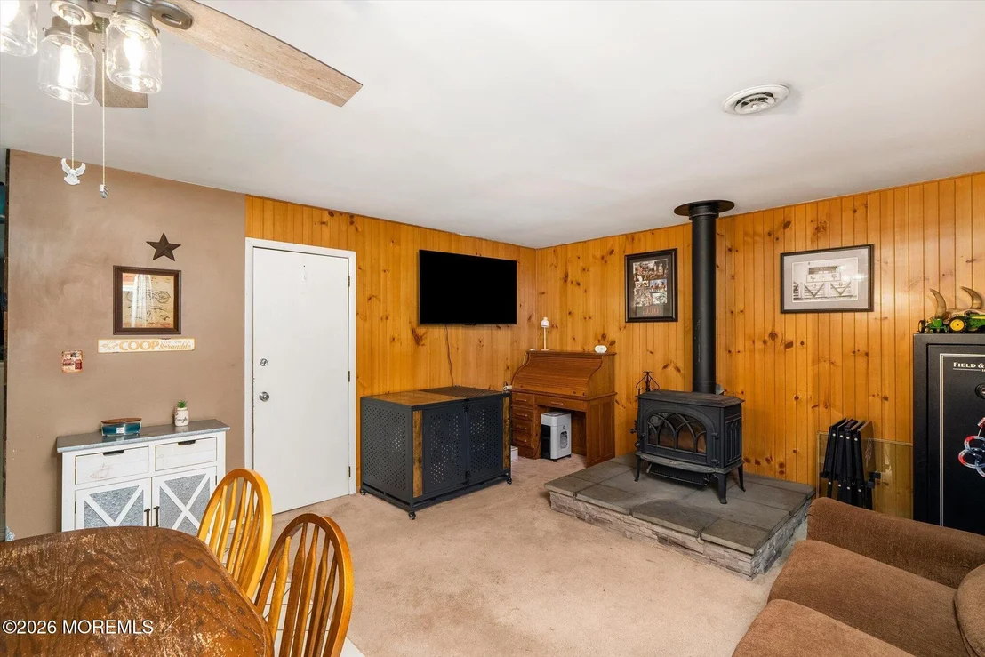 Photo of 210 Archertown Road