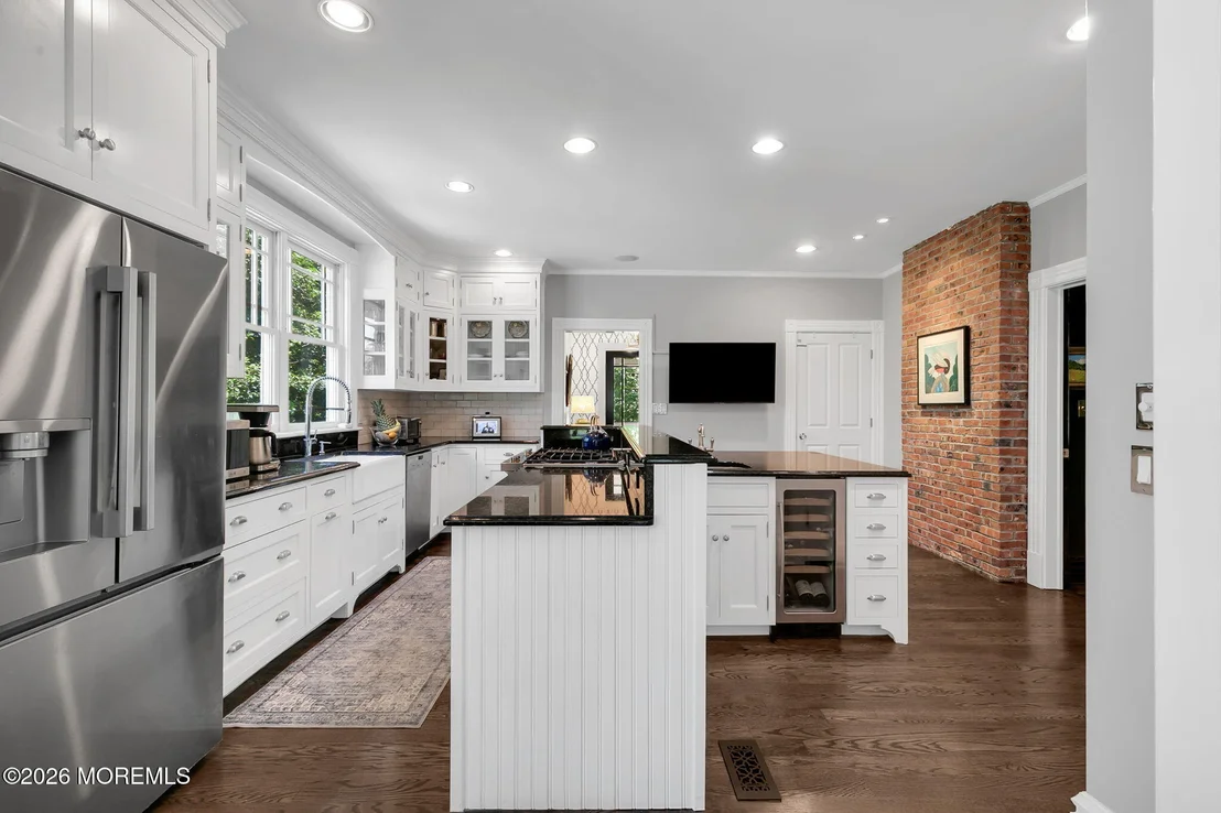 Photo of 534 Locust Point Road