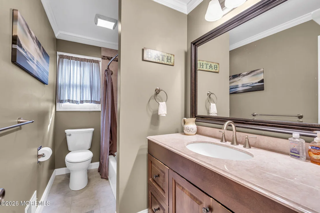 Photo of 307 Clearstream Road