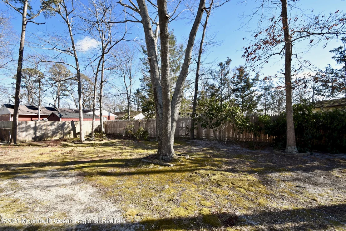 Photo of 231 Lower Lake Drive