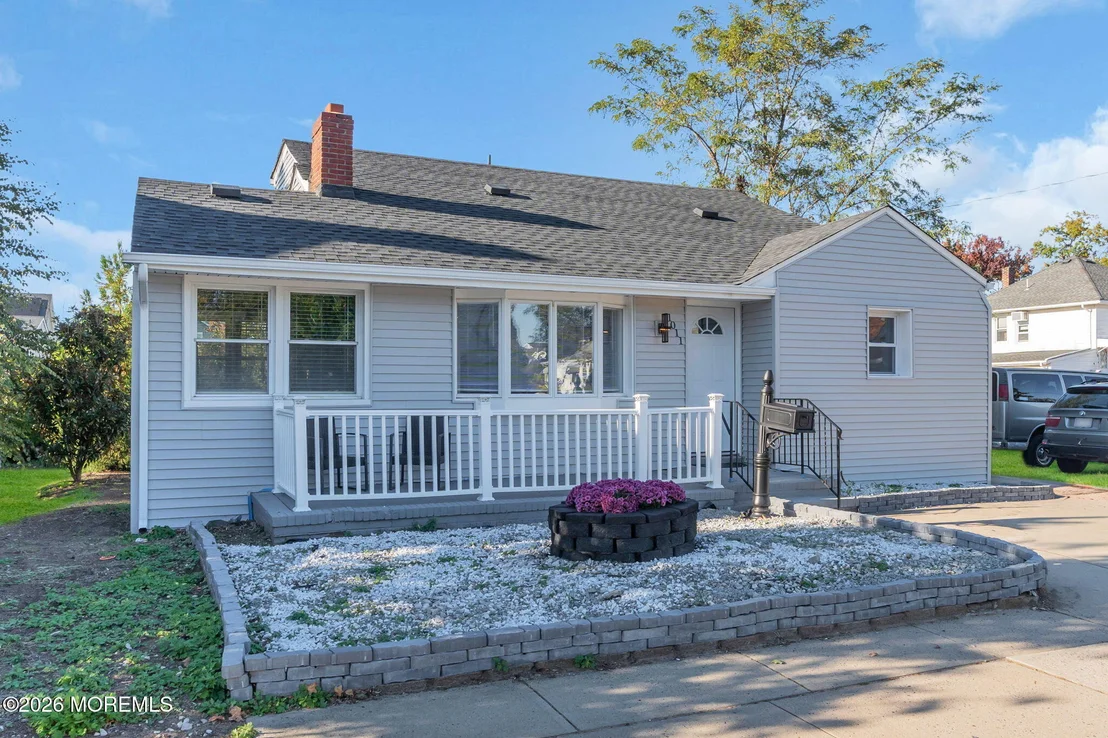 Photo of 1011 Florence Avenue