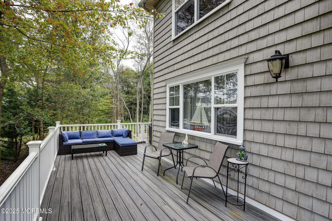 Photo of 7 Cedar Island Drive