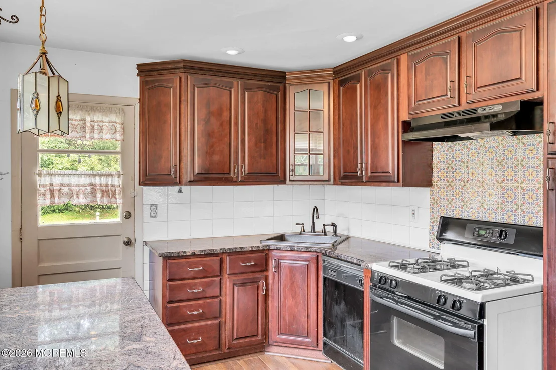 Photo of 75 Columbine Circle