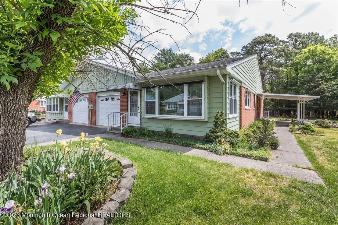 Photo of 12 B Franklin Lane