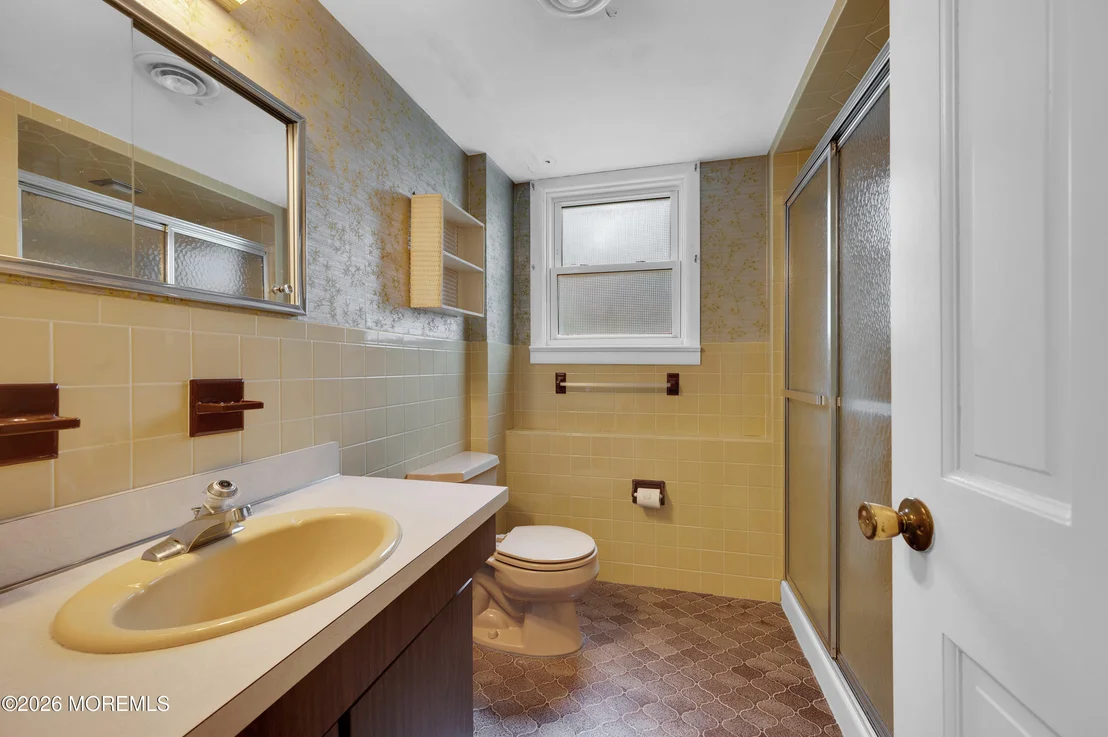Photo of 1747 Forge Pond Road