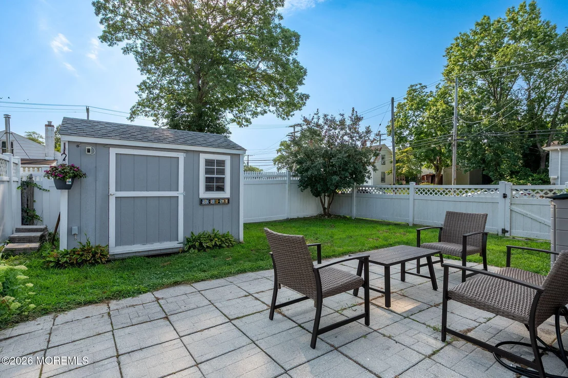 Photo of 150 5th Avenue