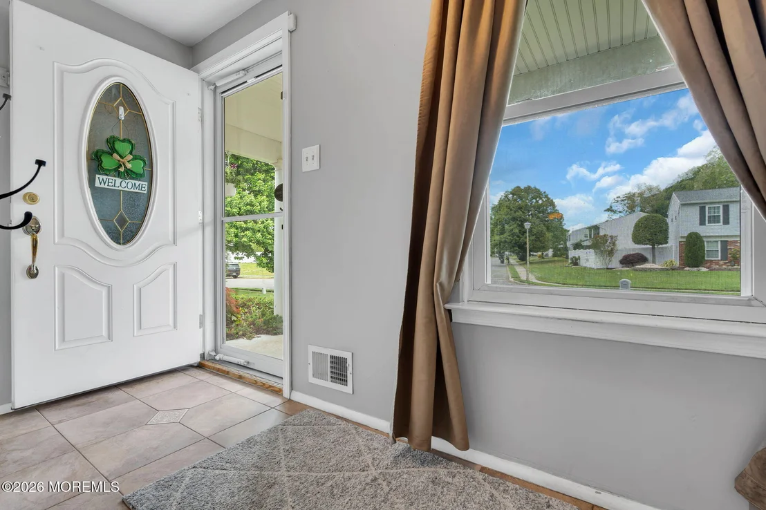 Photo of 7 Sweetbriar Trail