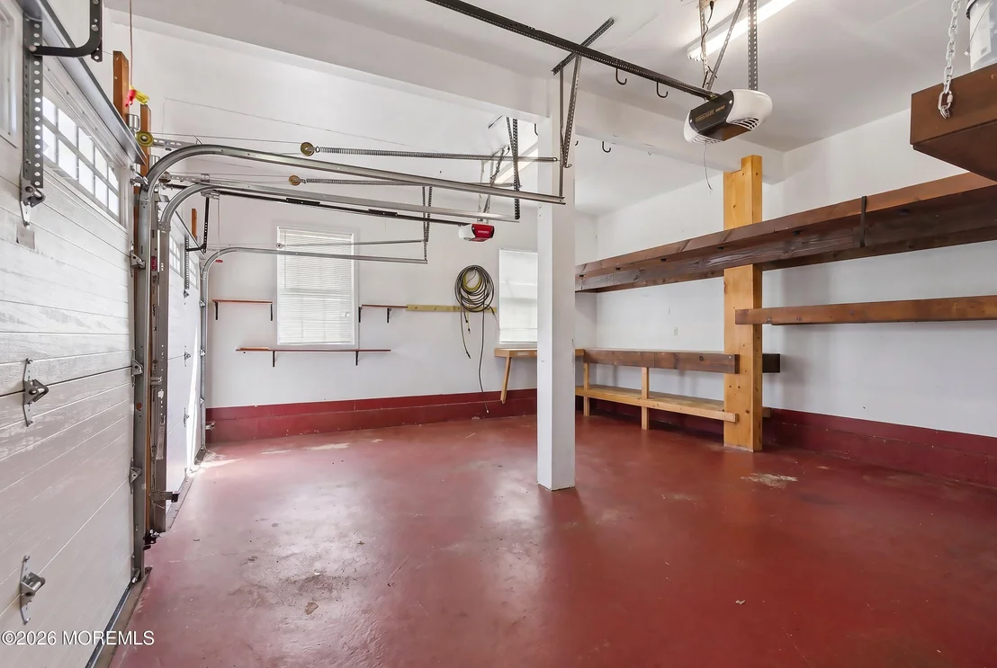 Photo of 406 Burke Road