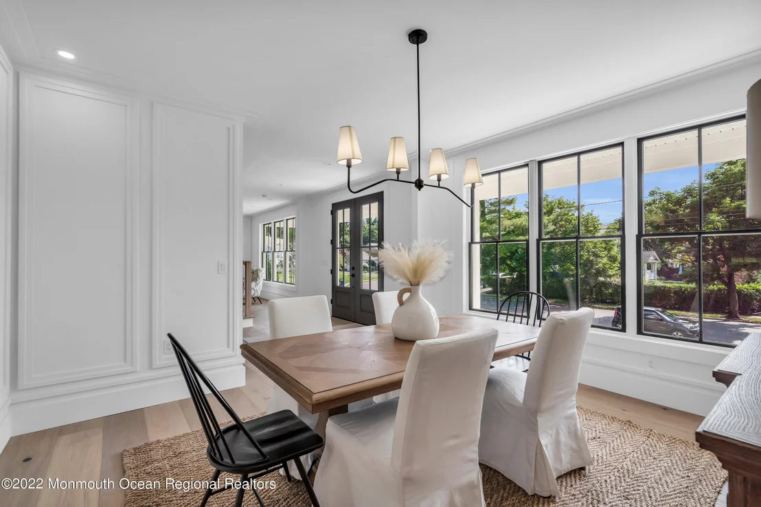 Photo of 376 Orenda Circle