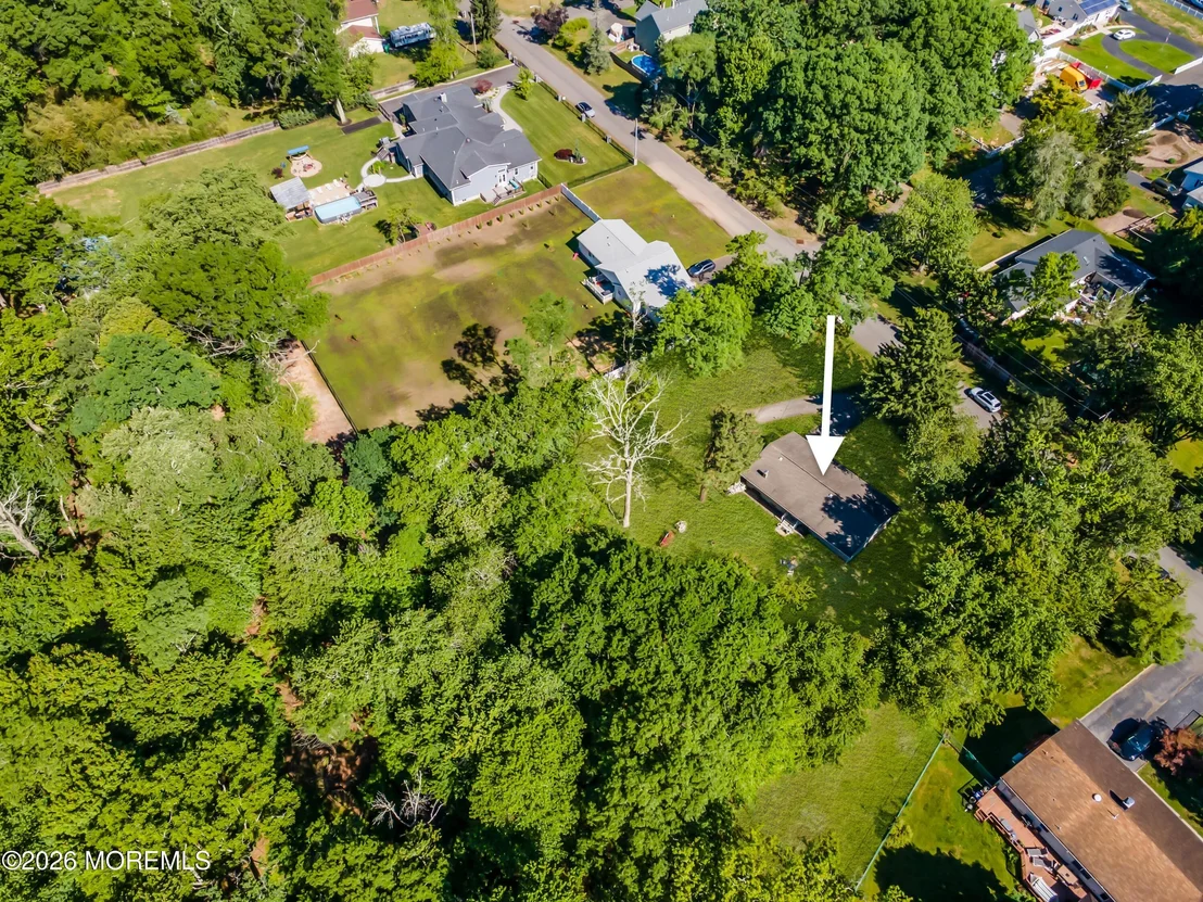 Photo of 416 Oak Tree Road