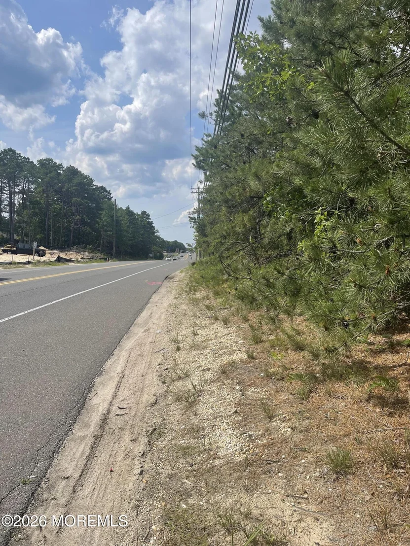 Photo of 1463 Route 539