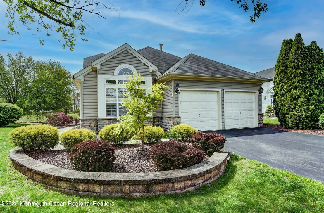 Photo of 10 Falstaff Drive