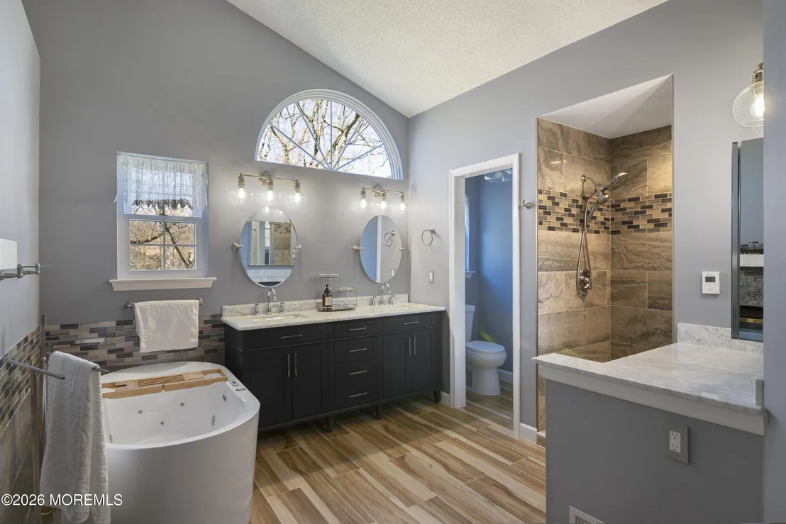 Photo of 22 Fairway Boulevard