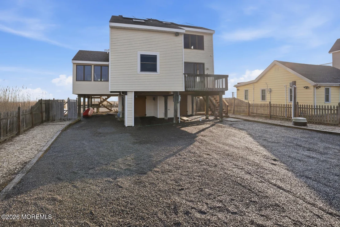 Photo of 322 Dock Road