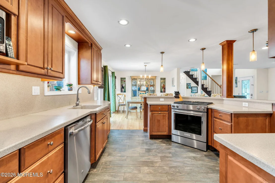Photo of 475 Admiral Road
