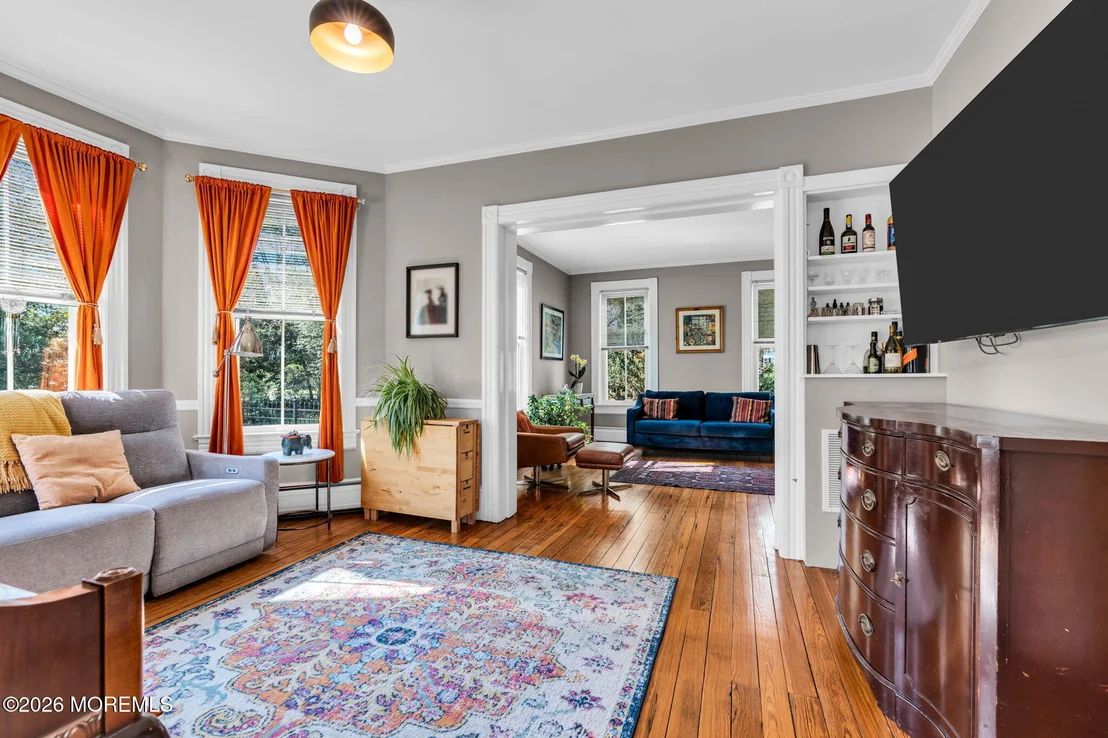 Photo of 531 Locust Point Road