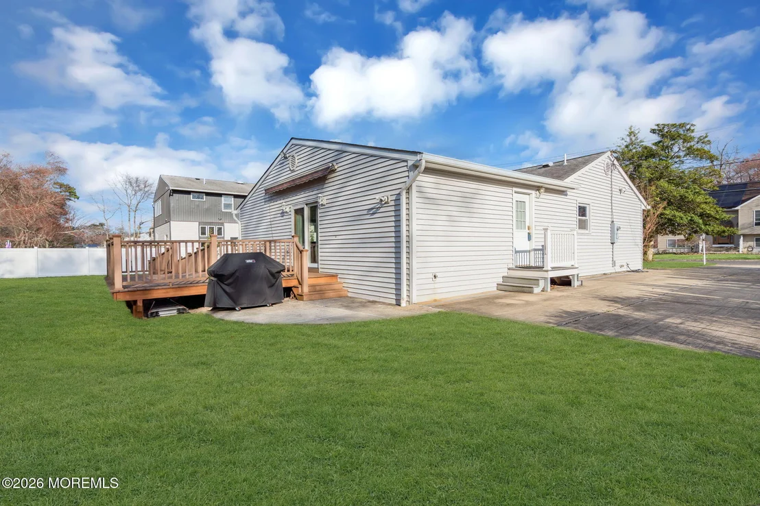 Photo of 20 Sylvan Boulevard
