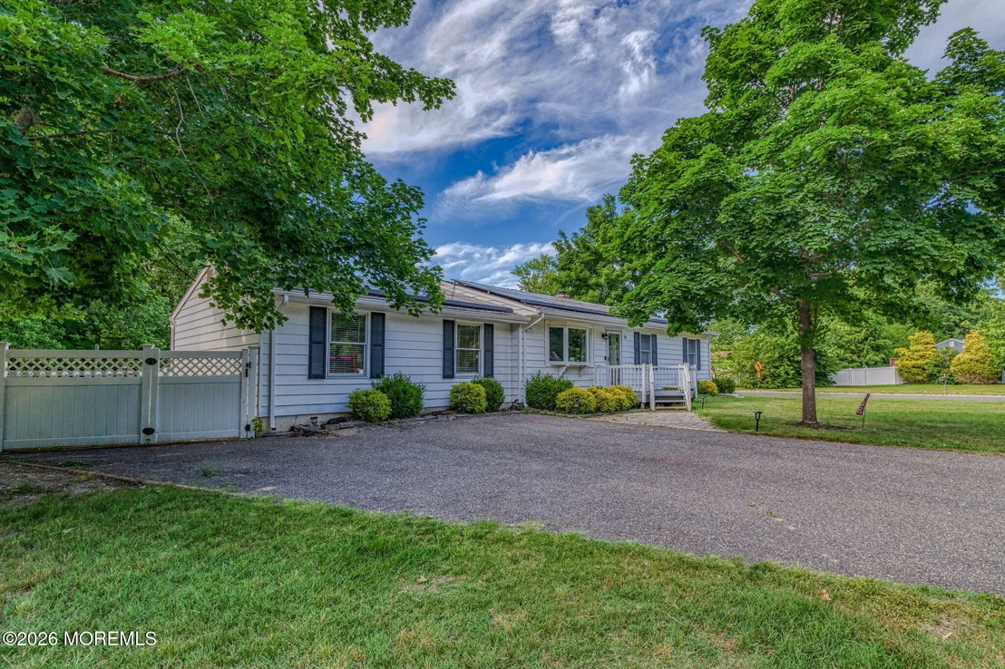 Photo of 32 Brookside Drive