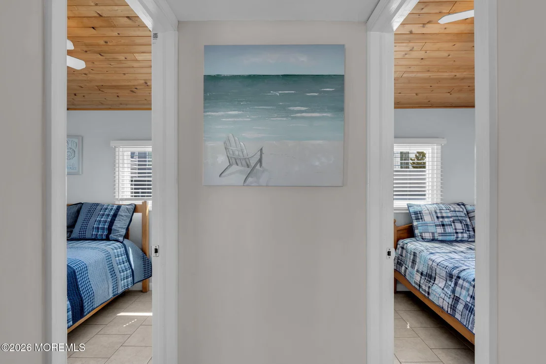 Photo of 125 W Tide Way