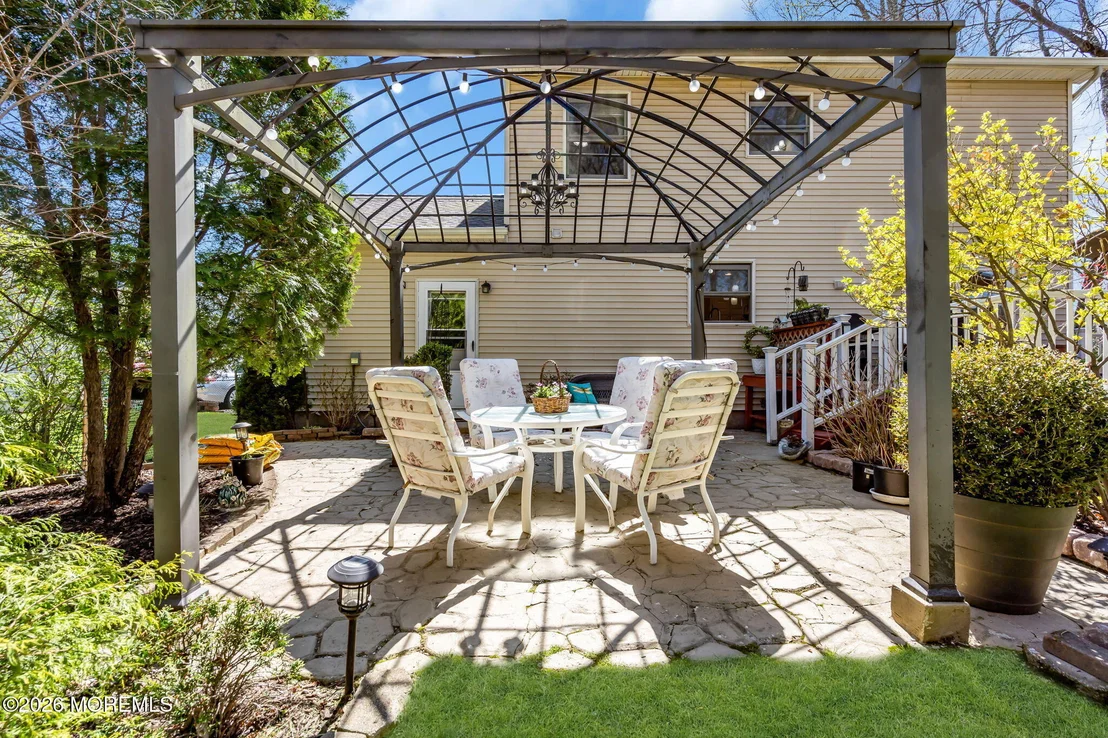 Photo of 90 Bear Brook Road