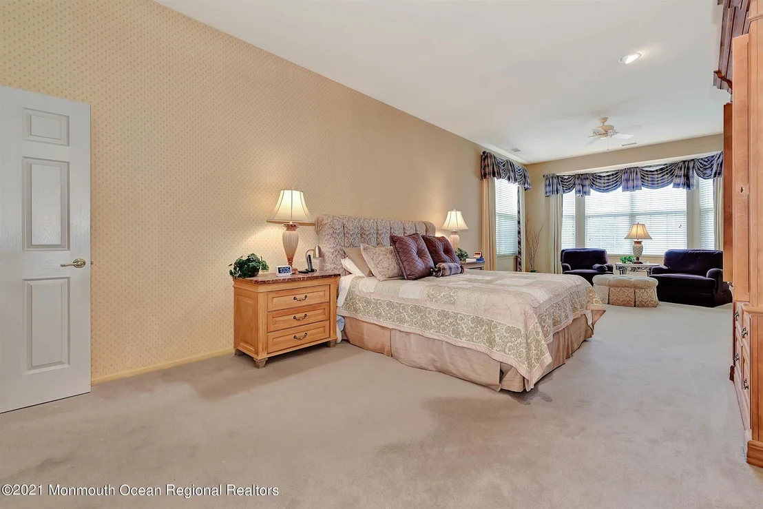Photo of 41 Portchester Drive