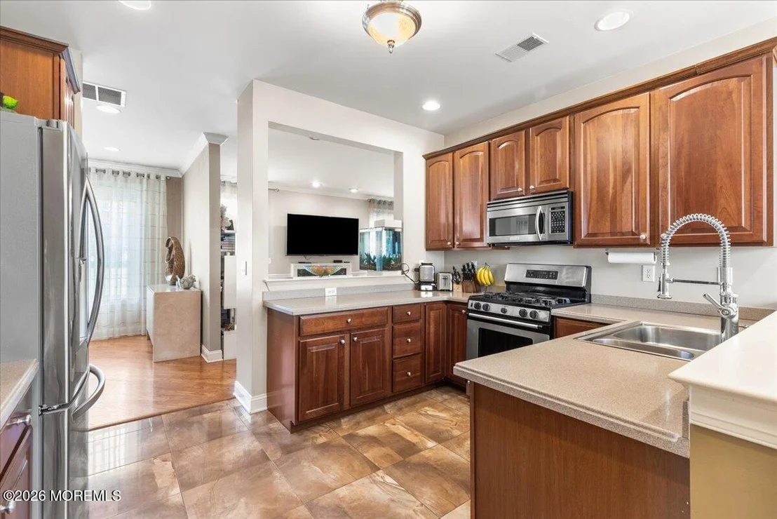 Photo of 170 Shinnecock Drive