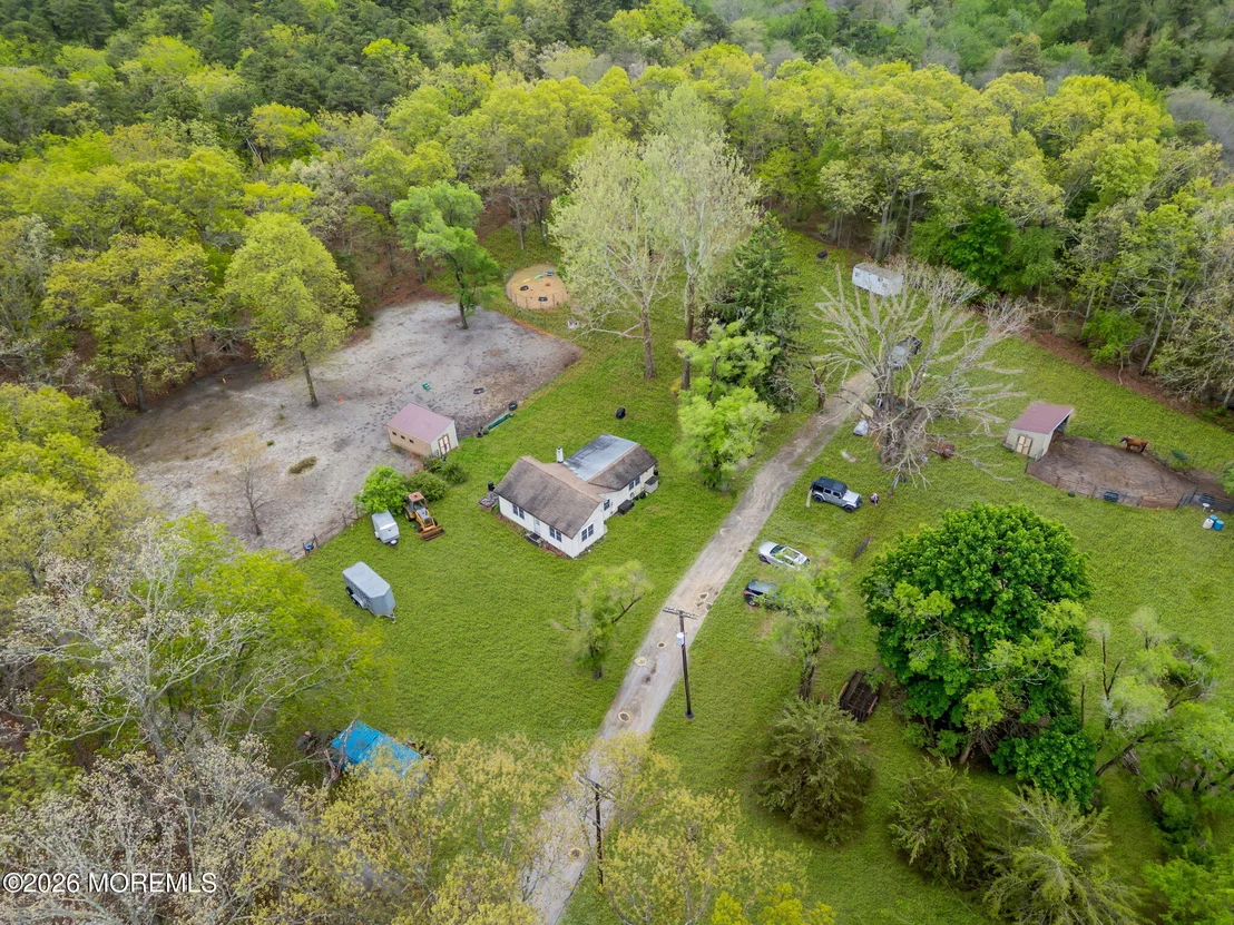 Photo of 3707 North Road