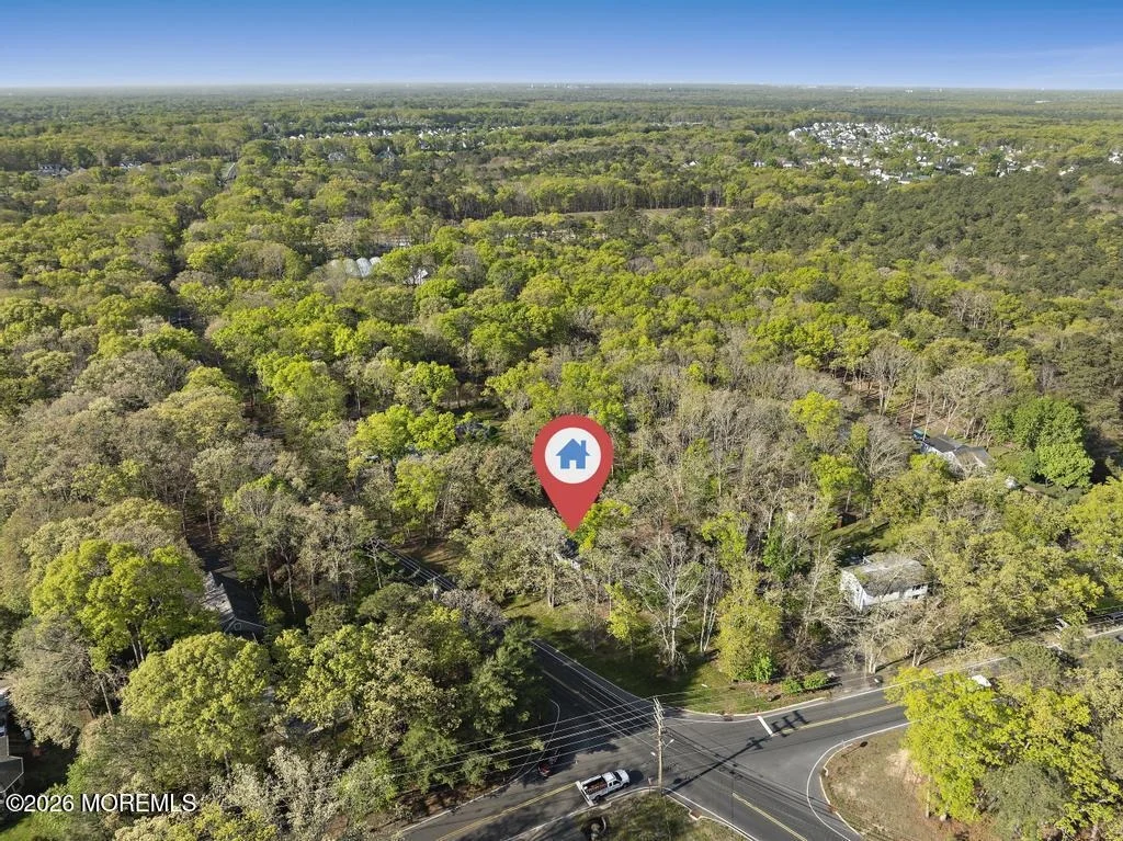 Photo of 543 Newtons Corner Road