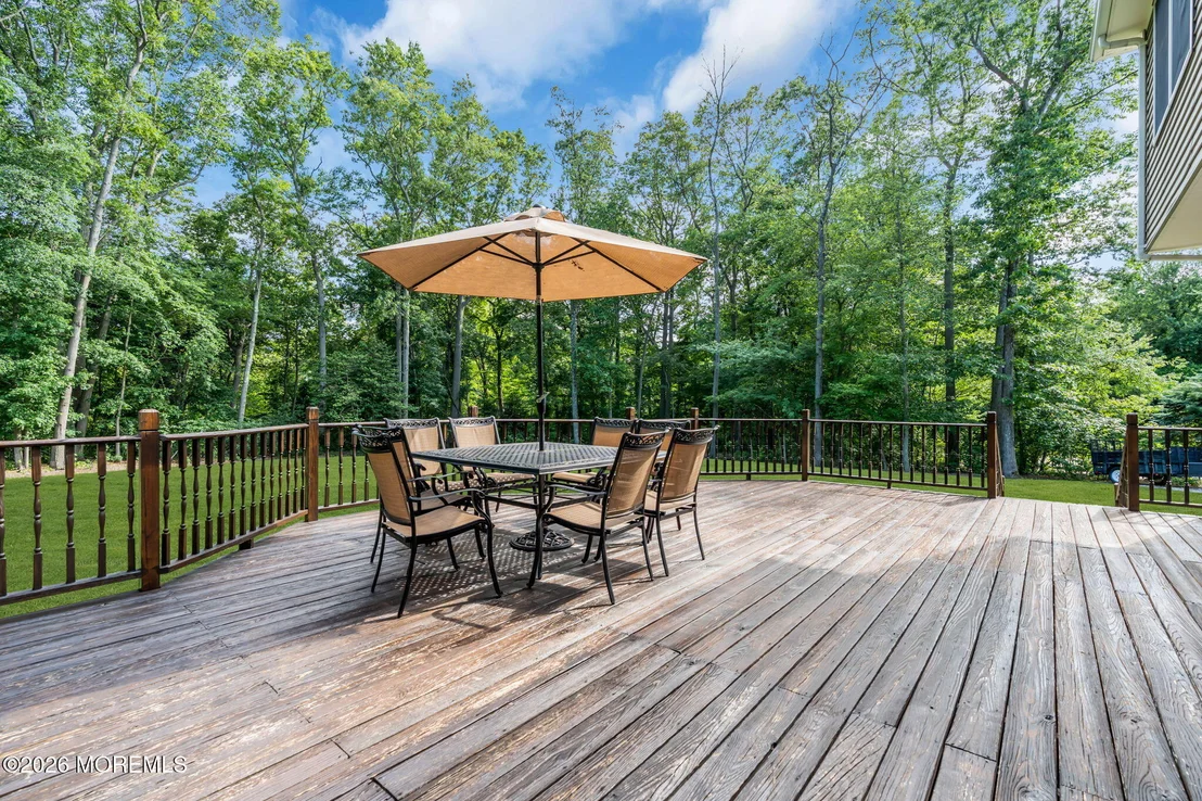 Photo of 2093 Overbrook Drive