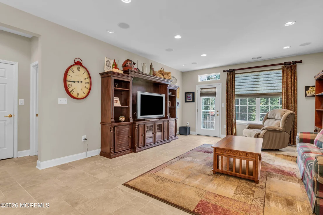 Photo of 178 Huntington Drive