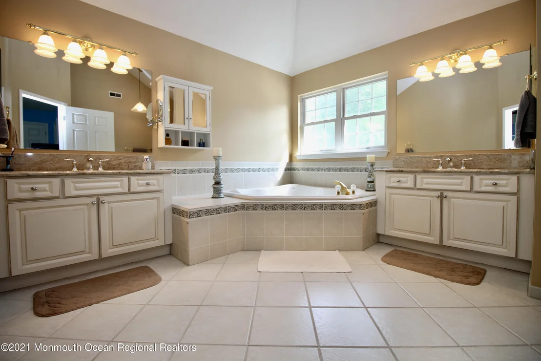 Photo of 20 Cedarview Avenue