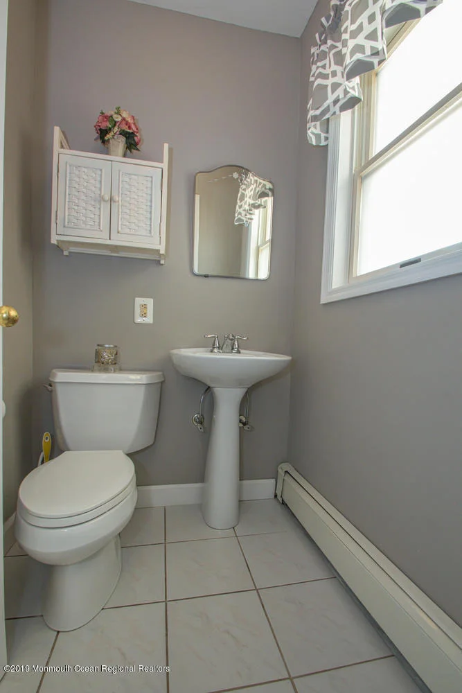 Photo of 1510 Valley Drive
