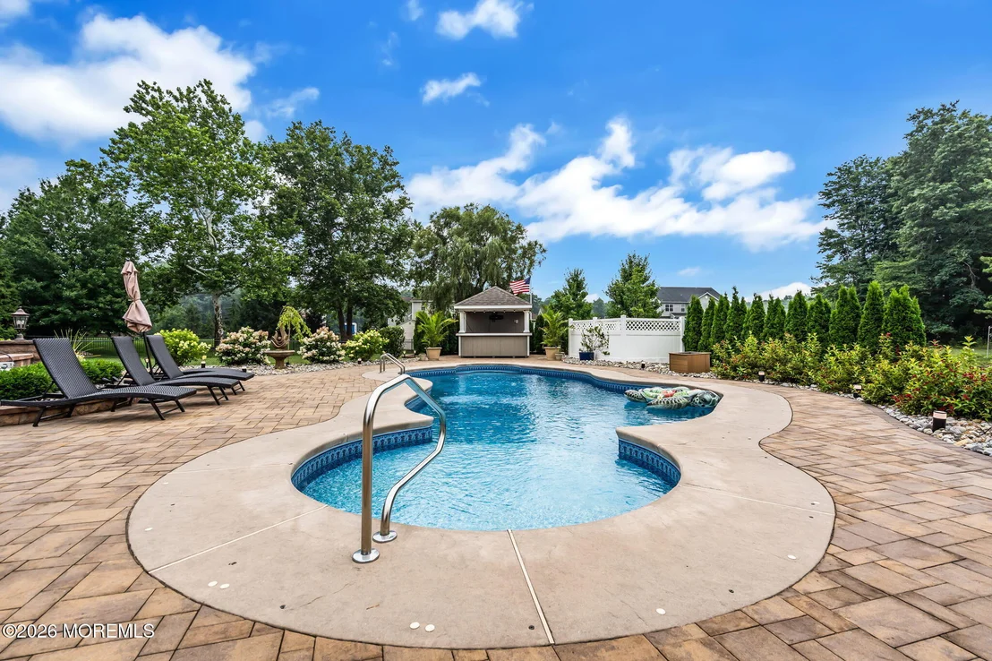 Photo of 12 Whispering Grove Boulevard