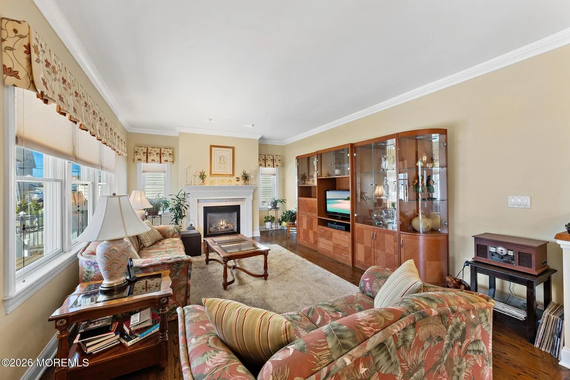Photo of 305 Sloop Lane